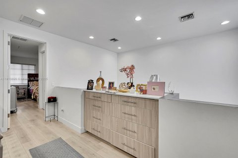 Adosado en venta en Pompano Beach, Florida, 3 dormitorios, 167.04 m2 № 2034226 - foto 19