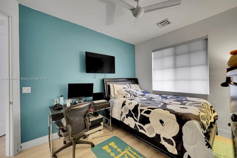 Adosado en venta en Pompano Beach, Florida, 3 dormitorios, 167.04 m2 № 2034226 - foto 24