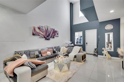 Adosado en venta en Pompano Beach, Florida, 3 dormitorios, 167.04 m2 № 2034226 - foto 7