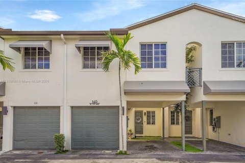Adosado en venta en Pompano Beach, Florida, 3 dormitorios, 167.04 m2 № 2034226 - foto 2