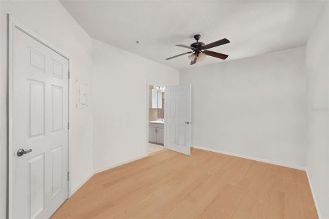 Copropriété à vendre à Orlando, Floride: 2 chambres, 99.41 m2 № 1691007 - photo 15
