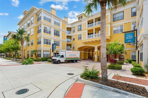 Copropriété à vendre à Orlando, Floride: 2 chambres, 99.41 m2 № 1691007 - photo 1
