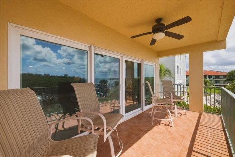 Condominio en venta en Tierra Verde, Florida, 3 dormitorios, 233.18 m2 № 2207499 - foto 20
