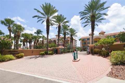 Condominio en venta en Tierra Verde, Florida, 3 dormitorios, 233.18 m2 № 2207499 - foto 2
