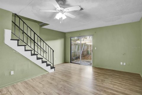 Townhouse in Lakeland, Florida 2 bedrooms, 87.7 sq.m. № 2104118 - photo 12