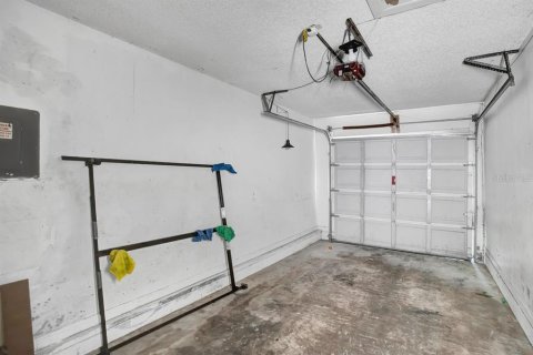 Townhouse in Lakeland, Florida 2 bedrooms, 87.7 sq.m. № 2104118 - photo 23