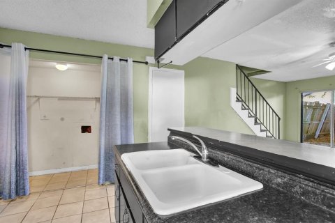 Townhouse in Lakeland, Florida 2 bedrooms, 87.7 sq.m. № 2104118 - photo 16