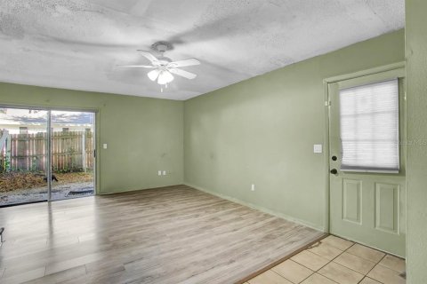 Townhouse in Lakeland, Florida 2 bedrooms, 87.7 sq.m. № 2104118 - photo 13