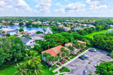 Townhouse in Lake Worth, Florida 2 bedrooms, 93.65 sq.m. № 2086520 - photo 4