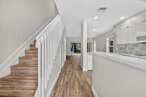 Townhouse in Lake Worth, Florida 2 bedrooms, 93.65 sq.m. № 2086520 - photo 14