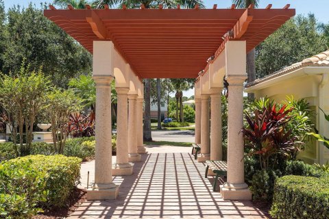 Condominio en alquiler en Palm Beach Gardens, Florida, 3 dormitorios, 122.45 m2 № 1188441 - foto 1