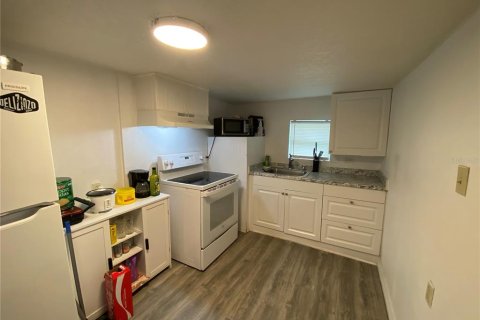 Casa en venta en Lakeland, Florida, 2 dormitorios, 48.31 m2 № 2231894 - foto 14