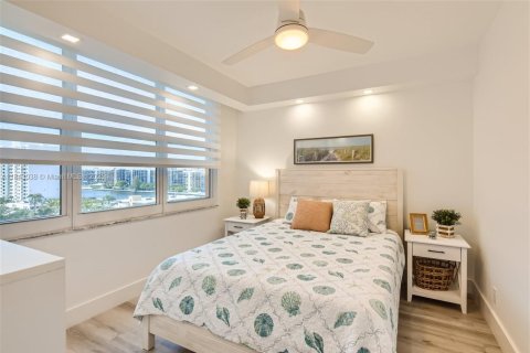 Copropriété à louer à Hollywood, Floride: 2 chambres, 77.57 m2 № 1836115 - photo 5