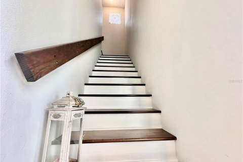 Villa ou maison à vendre à Apopka, Floride: 4 chambres, 234.95 m2 № 1835998 - photo 16