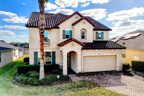 Villa ou maison à Davenport, Floride 7 chambres, 327.57 m2 № 2388852