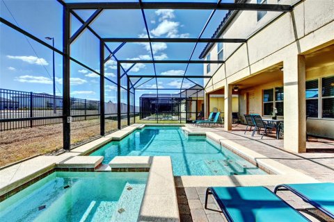 Villa ou maison à vendre à Davenport, Floride: 7 chambres, 327.57 m2 № 2388852 - photo 7