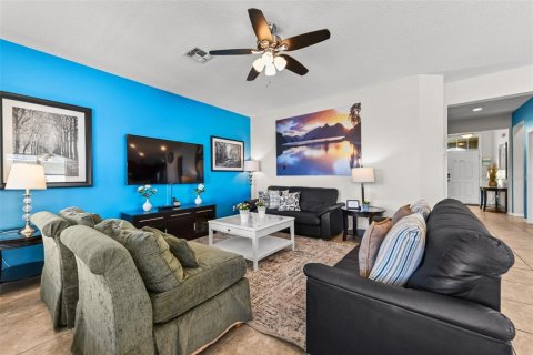 Villa ou maison à vendre à Davenport, Floride: 7 chambres, 327.57 m2 № 2388852 - photo 28