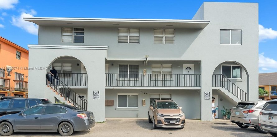 Apartamento en Hialeah, Florida 2 dormitorios, 81.66 m2 № 1926640