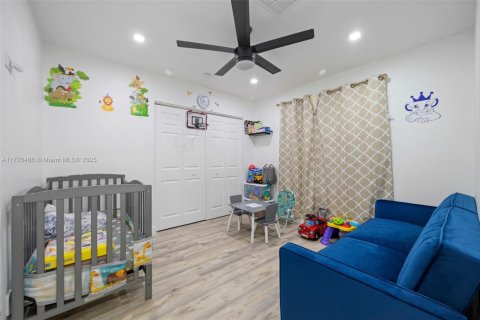 Casa en venta en Hallandale Beach, Florida, 3 dormitorios, 149.39 m2 № 1714570 - foto 14