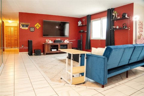 Купить виллу или дом в Майами, Флорида 3 спальни, 176.05м2, № 2005920 - фото 7