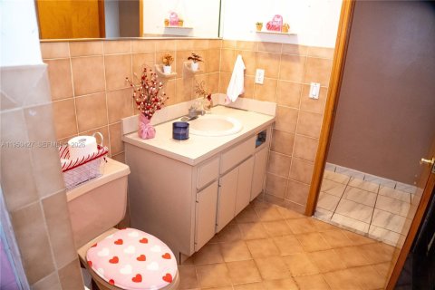 Купить виллу или дом в Майами, Флорида 3 спальни, 176.05м2, № 2005920 - фото 30