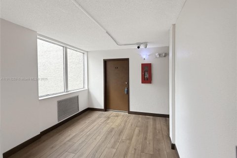 Купить кондоминиум в Майами, Флорида 3 спальни, 112.04м2, № 1967238 - фото 4