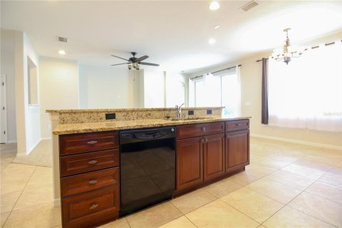 House in Lakeland, Florida 4 bedrooms, 209.12 sq.m. № 1856384 - photo 14