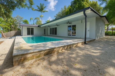 House in Oakland Park, Florida 3 bedrooms, 143.26 sq.m. № 1944440 - photo 5