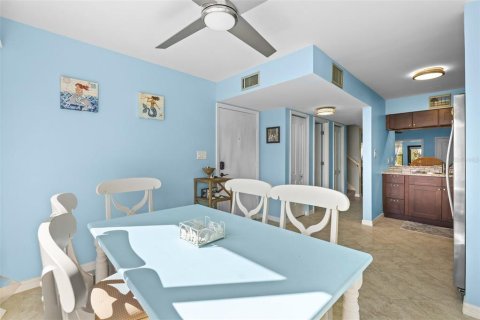 Adosado en venta en Sarasota, Florida, 2 dormitorios, 138.61 m2 № 2093547 - foto 10
