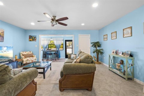 Adosado en venta en Sarasota, Florida, 2 dormitorios, 138.61 m2 № 2093547 - foto 20