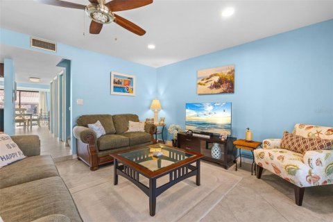 Adosado en venta en Sarasota, Florida, 2 dormitorios, 138.61 m2 № 2093547 - foto 18