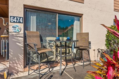 Adosado en venta en Sarasota, Florida, 2 dormitorios, 138.61 m2 № 2093547 - foto 4