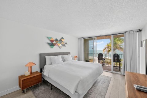Condo in Jensen Beach, Florida, 1 bedroom  № 2082320 - photo 3