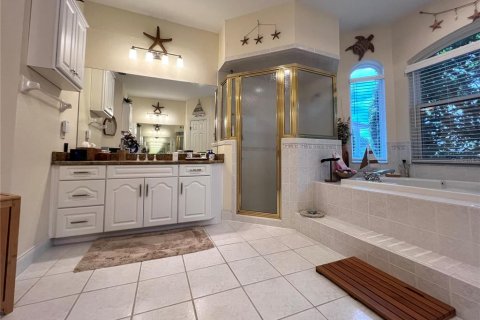 House in Winter Haven, Florida 4 bedrooms, 273.78 sq.m. № 1898925 - photo 27