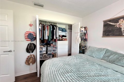 Villa ou maison à vendre à Miami, Floride: 4 chambres, 191.38 m2 № 1992205 - photo 20