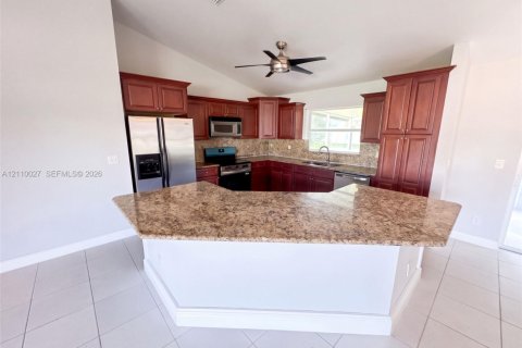 Villa ou maison à vendre à Port St. Lucie, Floride: 3 chambres, 129.88 m2 № 2430192 - photo 8