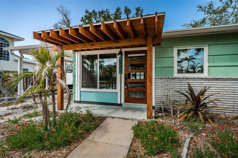 Terreno en venta en Saint Pete Beach, Florida № 1659939 - foto 4