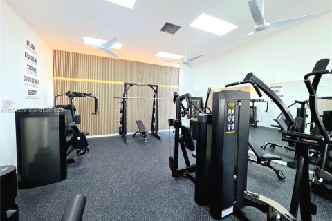 Condo in Sunny Isles Beach, Florida, 4 bedrooms  № 1995172 - photo 14