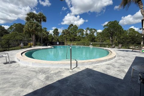 Copropriété à louer à Port Charlotte, Floride: 2 chambres, 95.88 m2 № 2431217 - photo 28