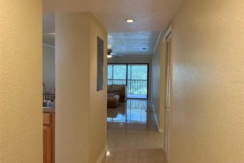 Copropriété à louer à Port Charlotte, Floride: 2 chambres, 95.88 m2 № 2431217 - photo 3