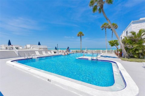 Condo in Venice, Florida, 2 bedrooms  № 1718763 - photo 28