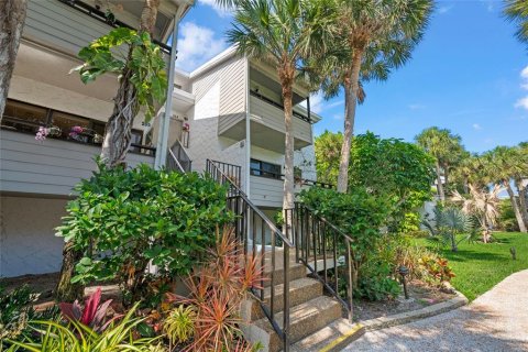 Condo in Venice, Florida, 2 bedrooms  № 1718763 - photo 1