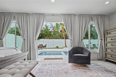 House in Sarasota, Florida 4 bedrooms, 208.47 sq.m. № 2259061 - photo 13