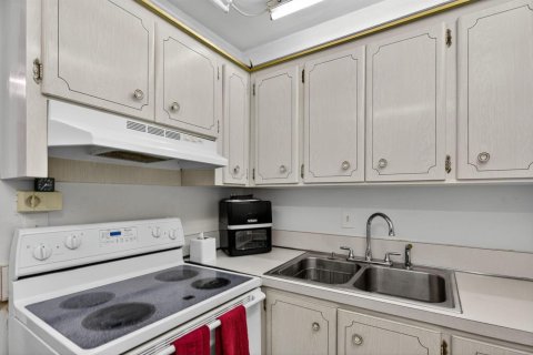 Купить кондоминиум в Помпано-Бич, Флорида 3 комнаты, 78.04м2, № 2086514 - фото 11