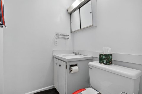 Купить кондоминиум в Помпано-Бич, Флорида 3 комнаты, 78.04м2, № 2086514 - фото 15
