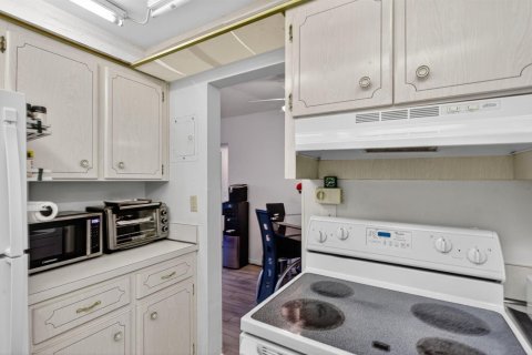 Купить кондоминиум в Помпано-Бич, Флорида 3 комнаты, 78.04м2, № 2086514 - фото 12