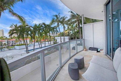 Condo in Aventura, Florida, 2 bedrooms  № 2056587 - photo 18