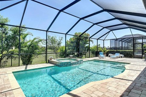 House in Riverview, Florida 5 bedrooms, 294.87 sq.m. № 1737398 - photo 2