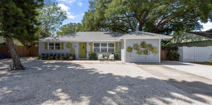 Villa ou maison à Sarasota, Floride 3 chambres, 124.58 m2 № 2416420