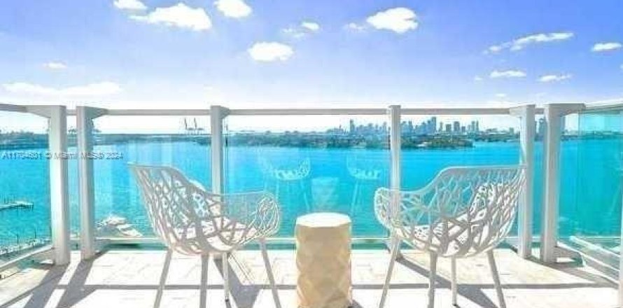 Condo à Miami Beach, Floride, 1 chambre  № 1985034